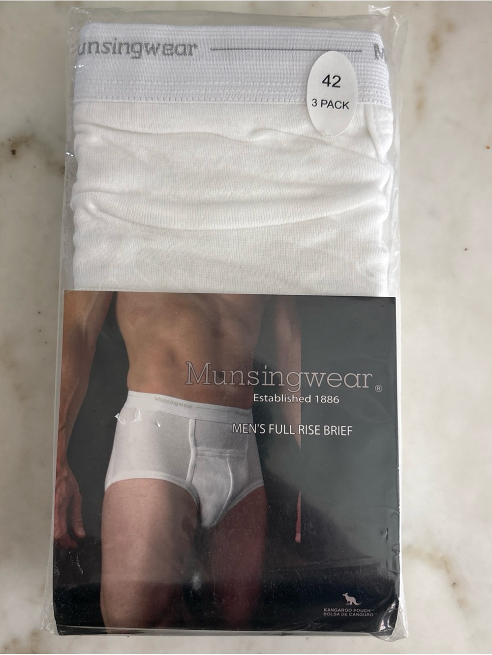 New VTG Munsingwear Mens 3 Pack sz 42 Full Rise Kangaroo Pouch Briefs Underwear